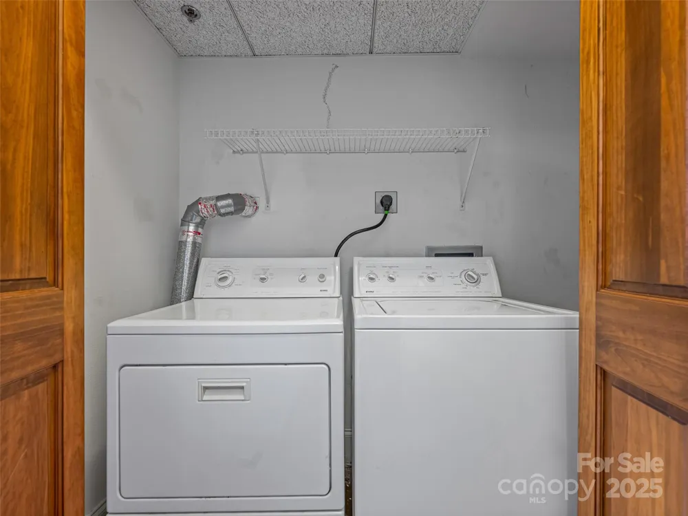 84 W Walnut Street #303 Asheville, NC 28801