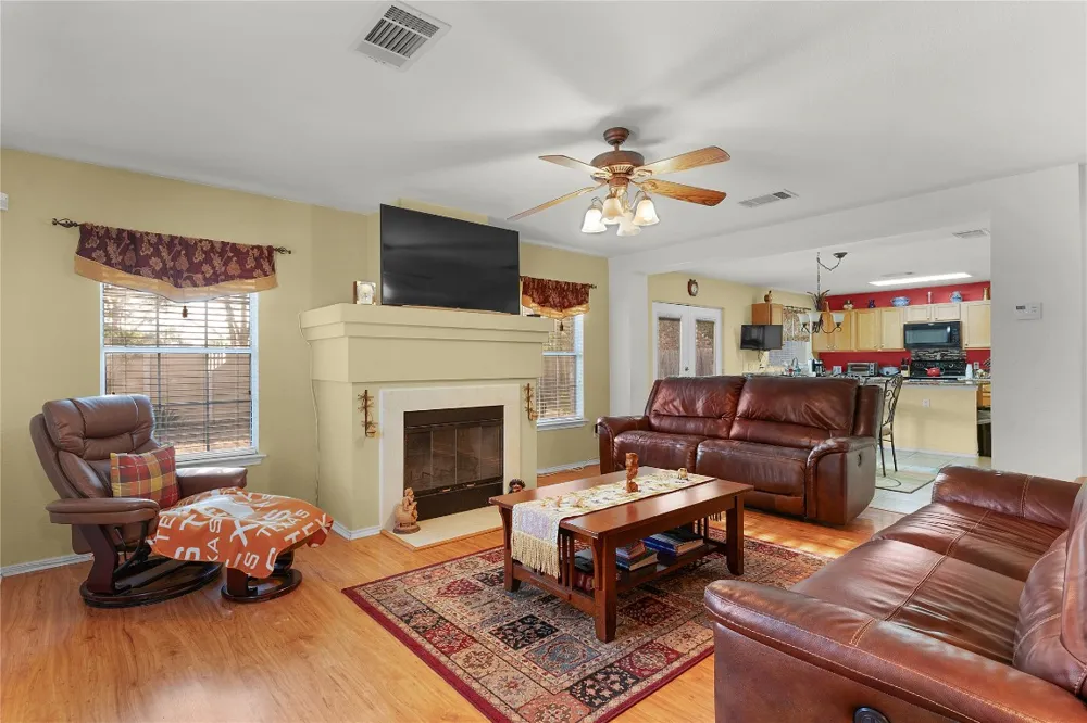 2305 Little Tree Bend Cedar Park, TX 78613