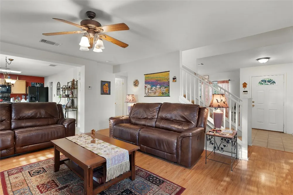 2305 Little Tree Bend Cedar Park, TX 78613