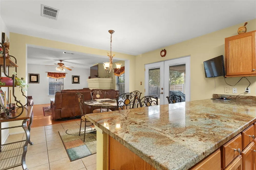 2305 Little Tree Bend Cedar Park, TX 78613
