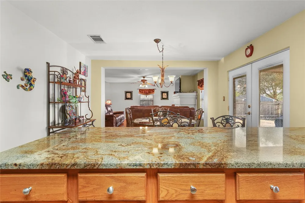 2305 Little Tree Bend Cedar Park, TX 78613