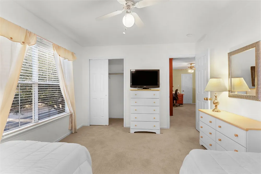 2305 Little Tree Bend Cedar Park, TX 78613