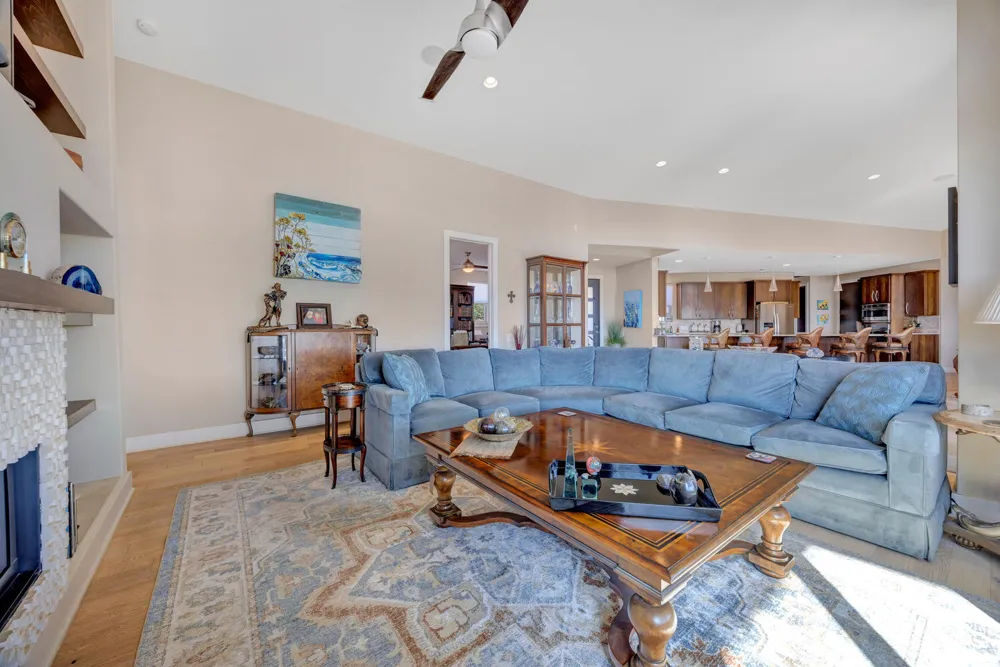 1758 Lincoln Smith Road Round Mountain, TX 78663