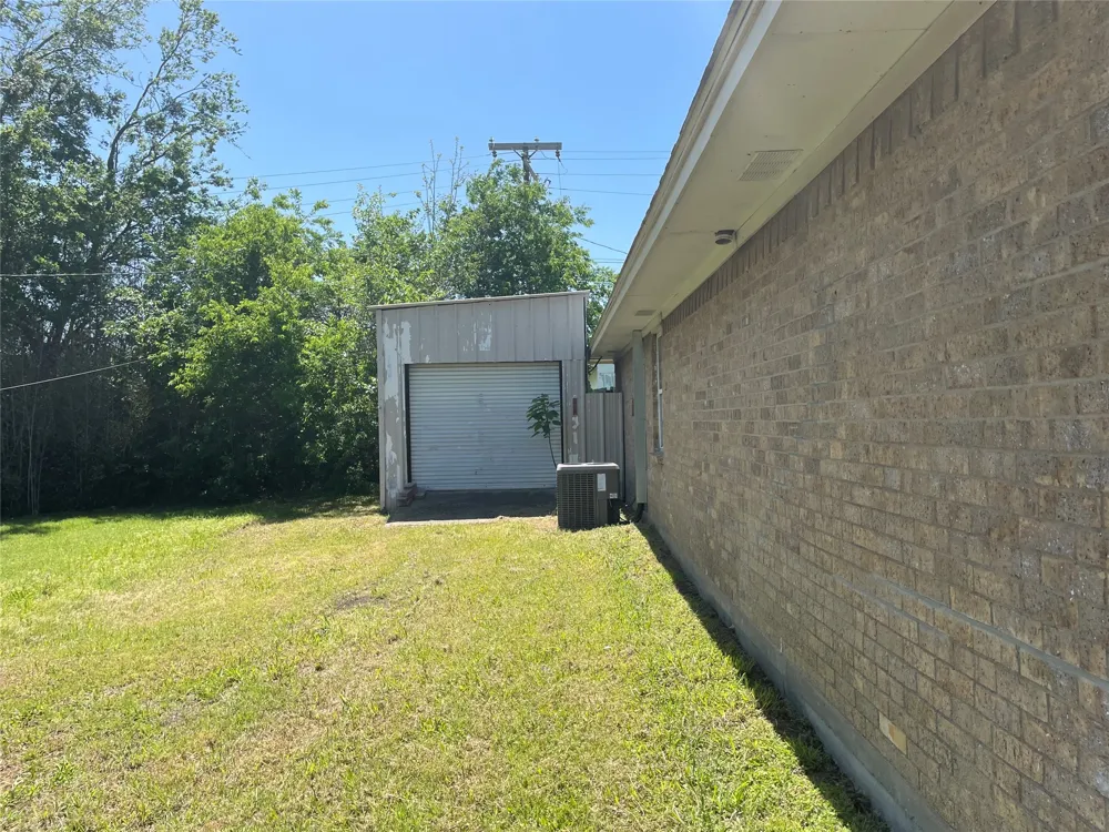 717 Bluebonnet Street Mexia, TX 76667