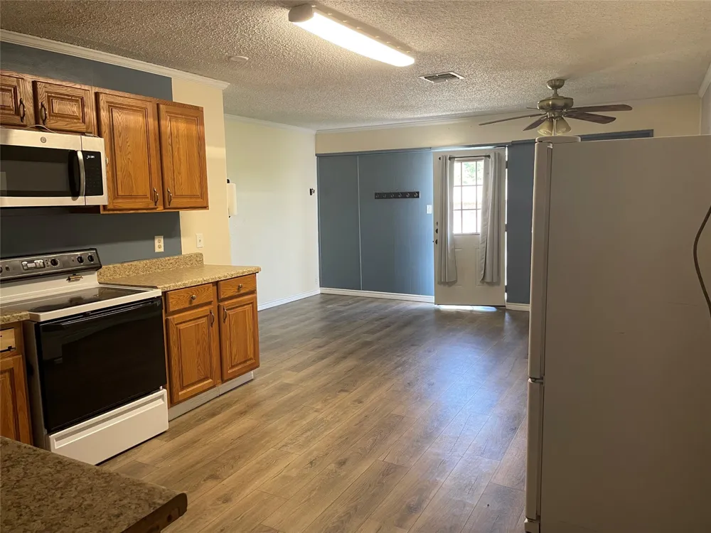 717 Bluebonnet Street Mexia, TX 76667
