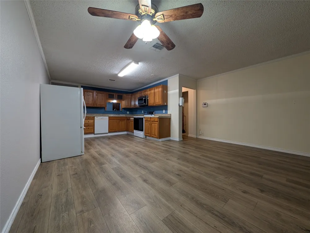 717 Bluebonnet Street Mexia, TX 76667