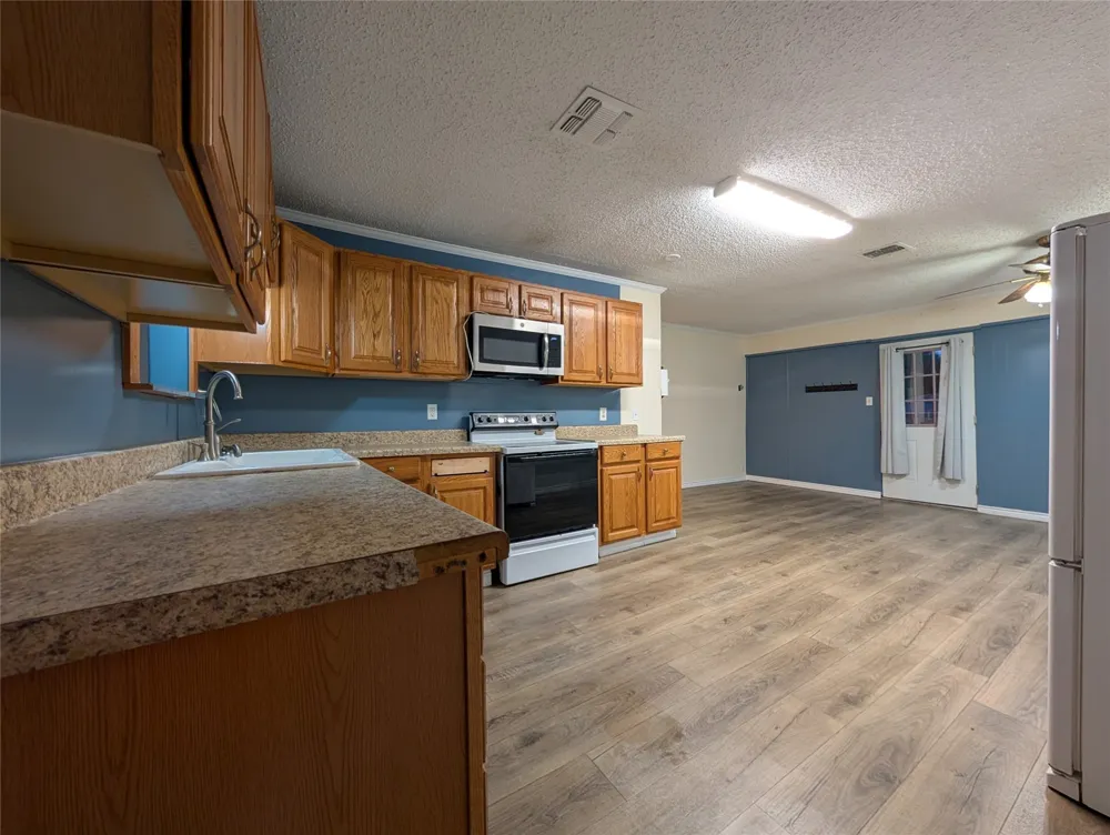 717 Bluebonnet Street Mexia, TX 76667