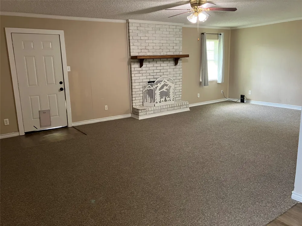 717 Bluebonnet Street Mexia, TX 76667