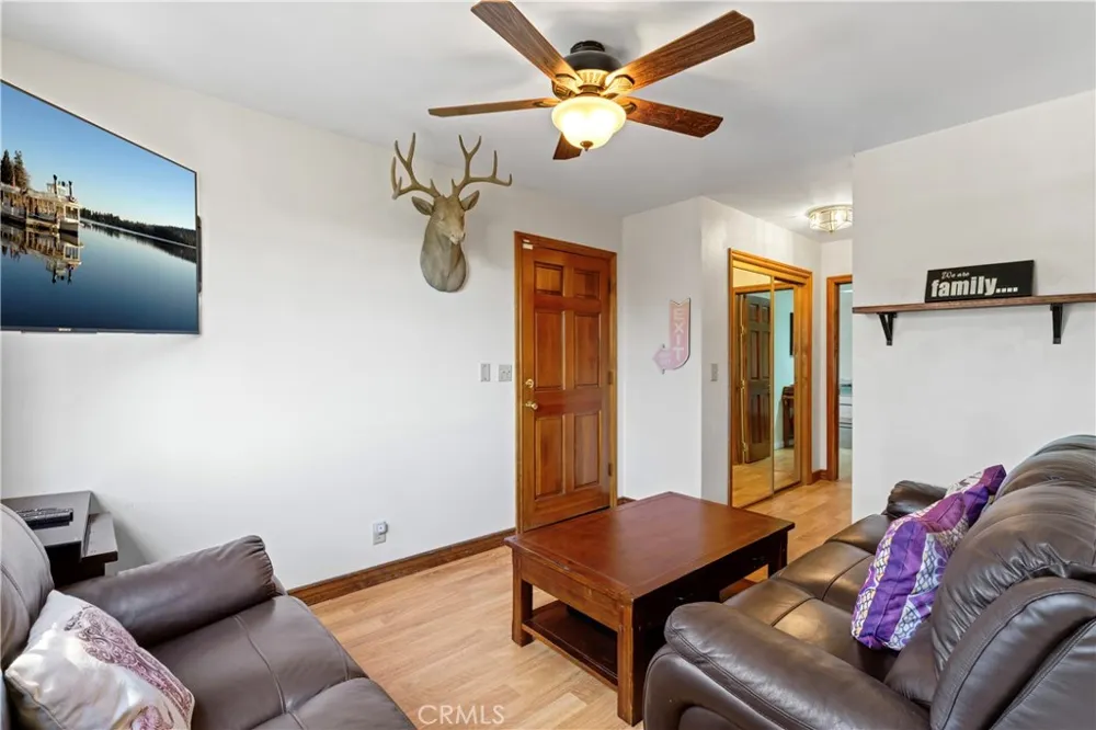 221 Grizzly Road Lake Arrowhead, CA 92317
