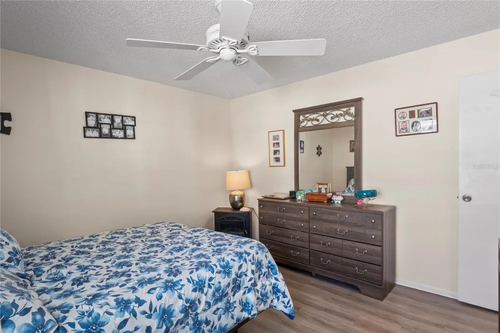 12041 HOOSIER COURT #202 Hudson, FL 34667