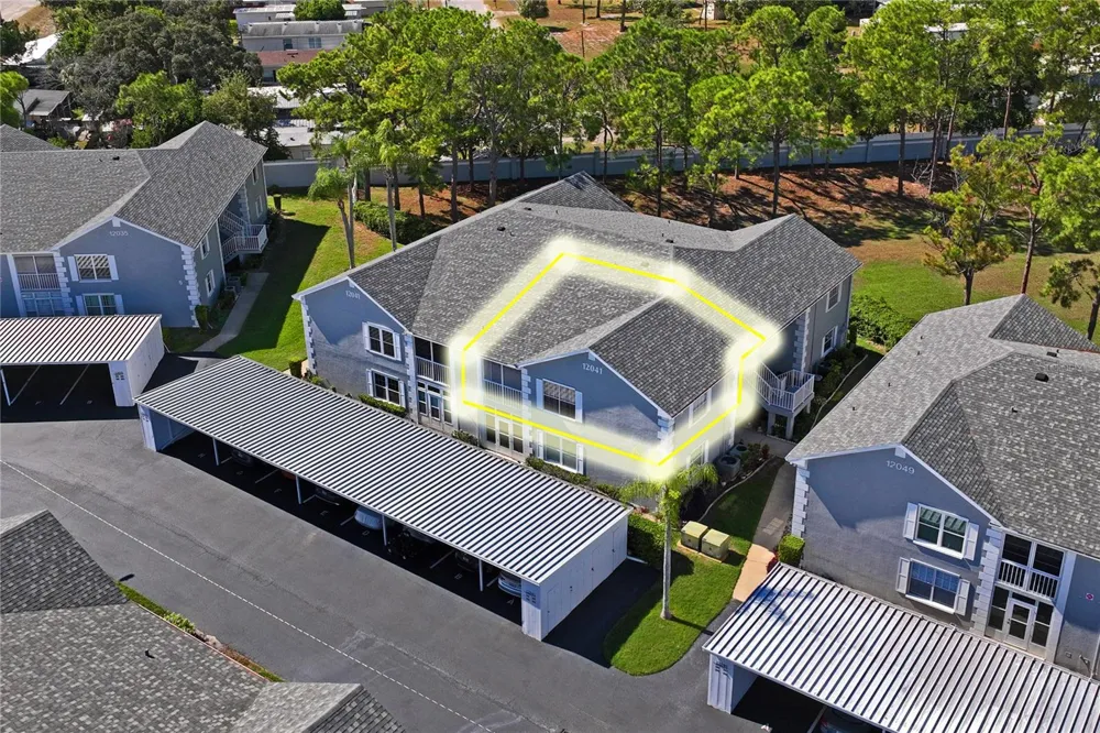 12041 HOOSIER COURT #202 Hudson, FL 34667
