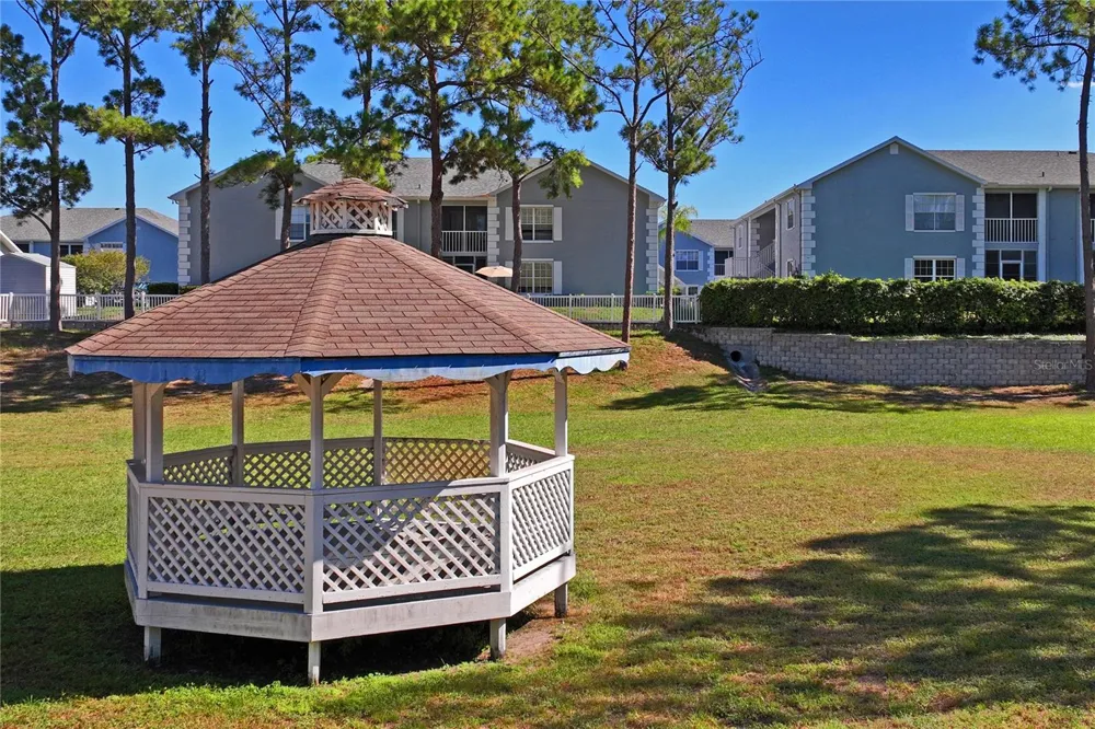 12041 HOOSIER COURT #202 Hudson, FL 34667
