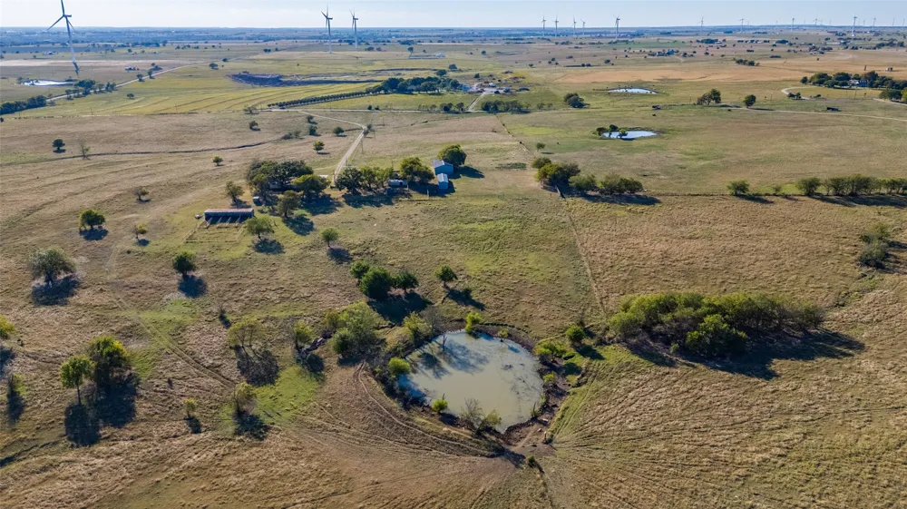 1332 County Road 423 Muenster, TX 76252