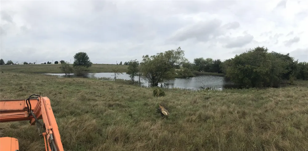 1332 County Road 423 Muenster, TX 76252