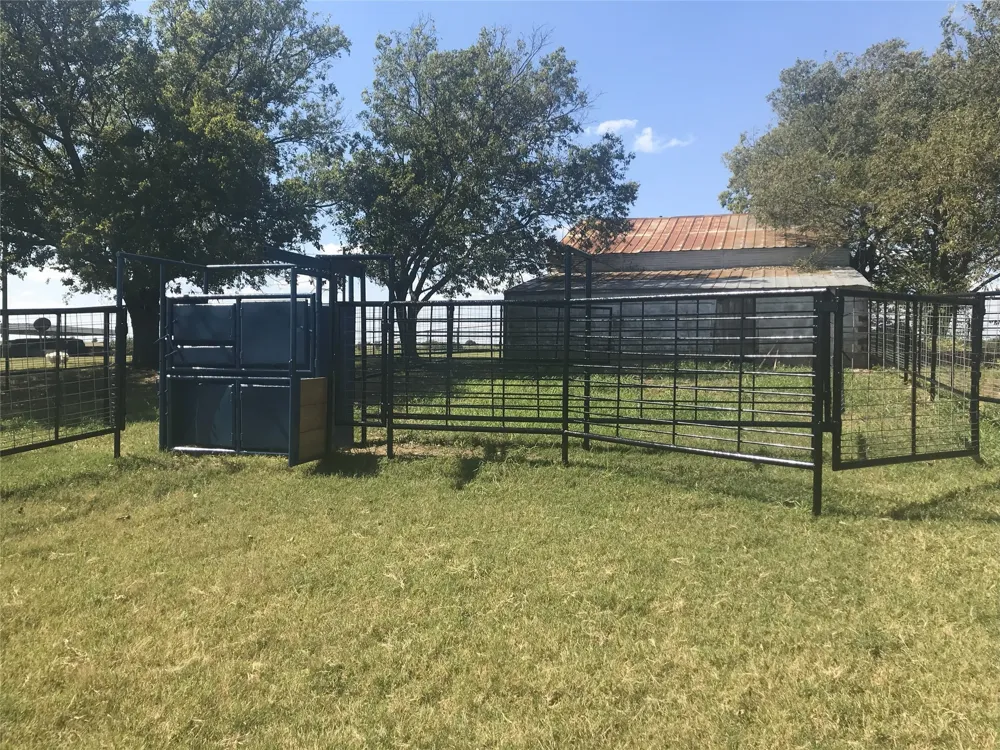 1332 County Road 423 Muenster, TX 76252