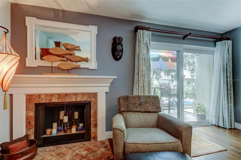 433 PAULA DRIVE S #27 Dunedin, FL 34698
