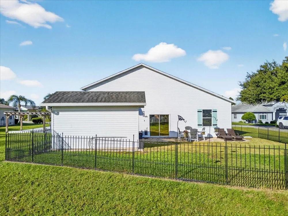 1102 MOTORCOACH DRIVE Polk City, FL 33868