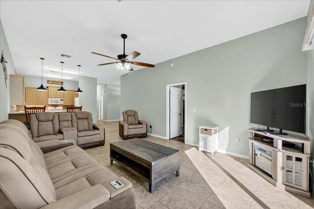 1102 MOTORCOACH DRIVE Polk City, FL 33868