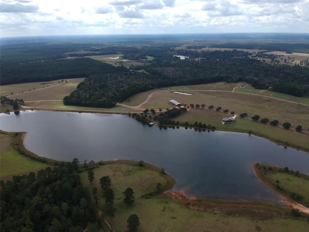 Lakeland Loop Lot 74 Hillister, TX 77624