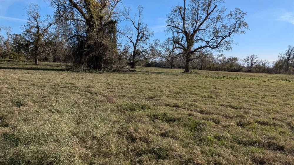 811 County Road 230 Wharton, TX 77488