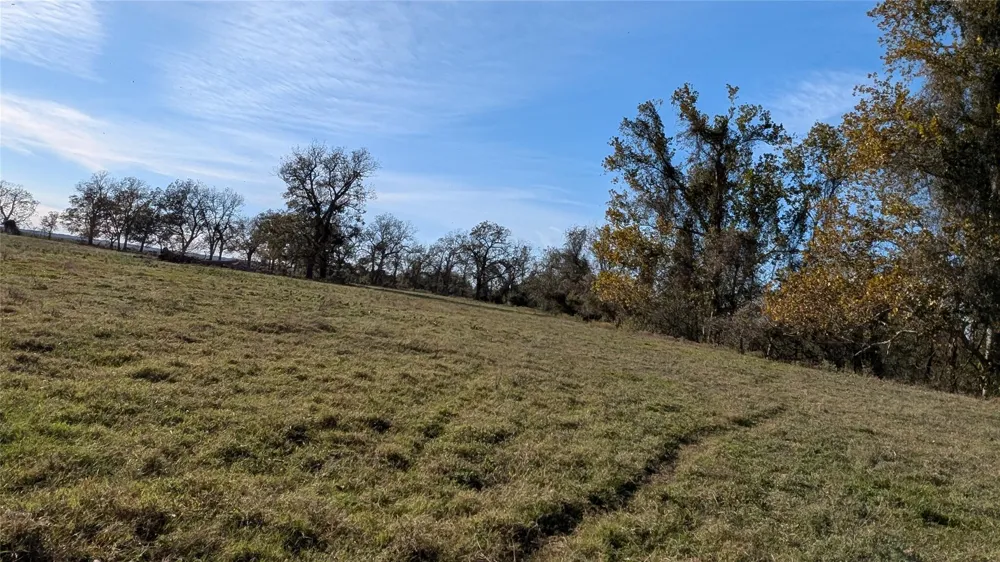 811 County Road 230 Wharton, TX 77488