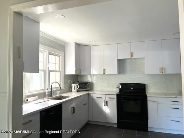 742 Myrtle Avenue West Allenhurst, NJ 07711
