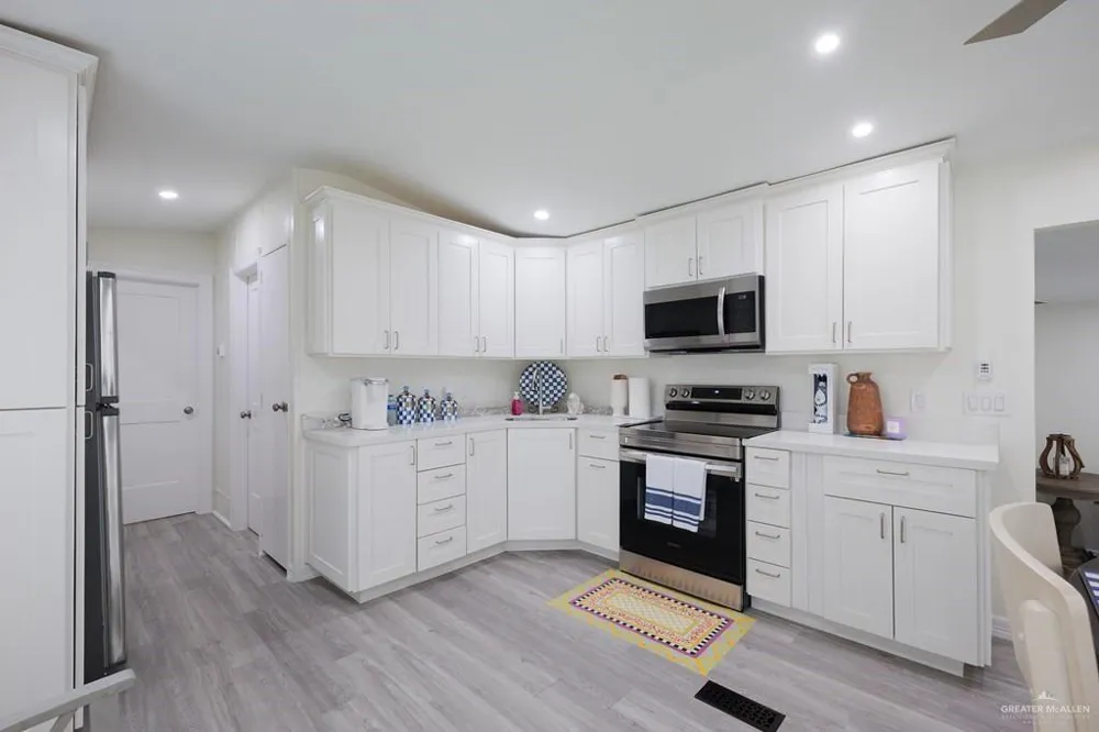 87 Abalone Circle Port Isabel, TX 78578