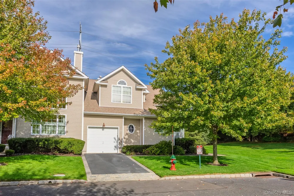 48 Avery Lane Miller Place, NY 11764