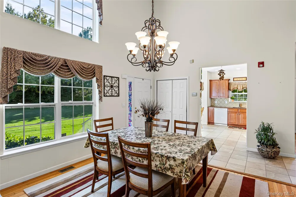48 Avery Lane Miller Place, NY 11764