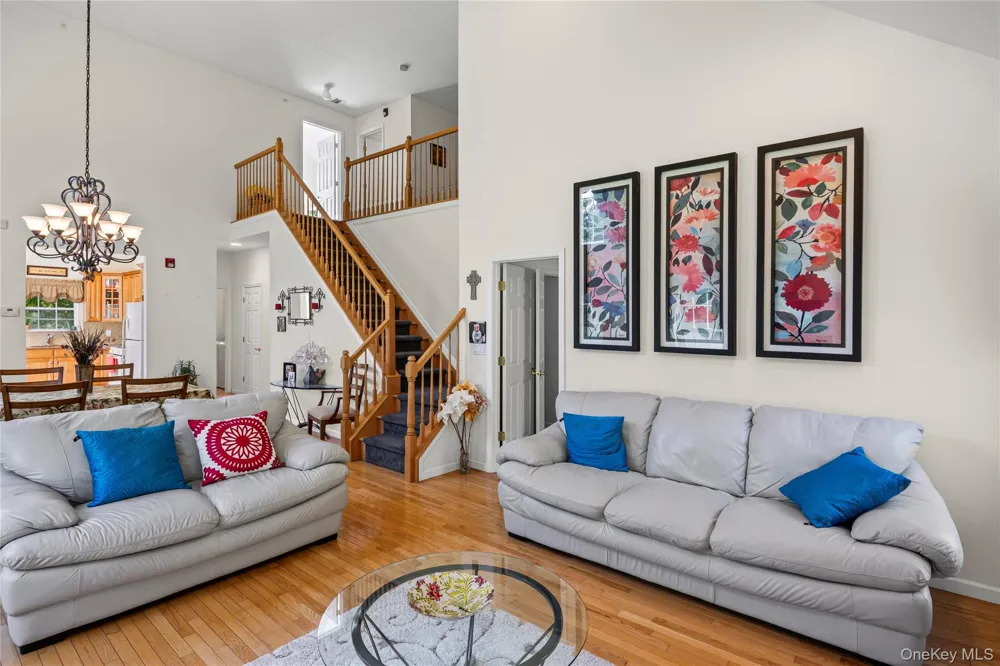 48 Avery Lane Miller Place, NY 11764