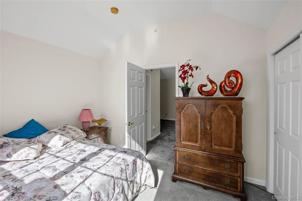 48 Avery Lane Miller Place, NY 11764