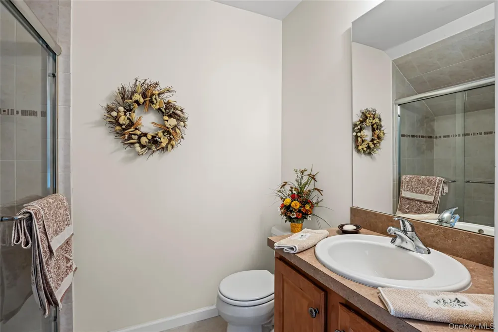 48 Avery Lane Miller Place, NY 11764