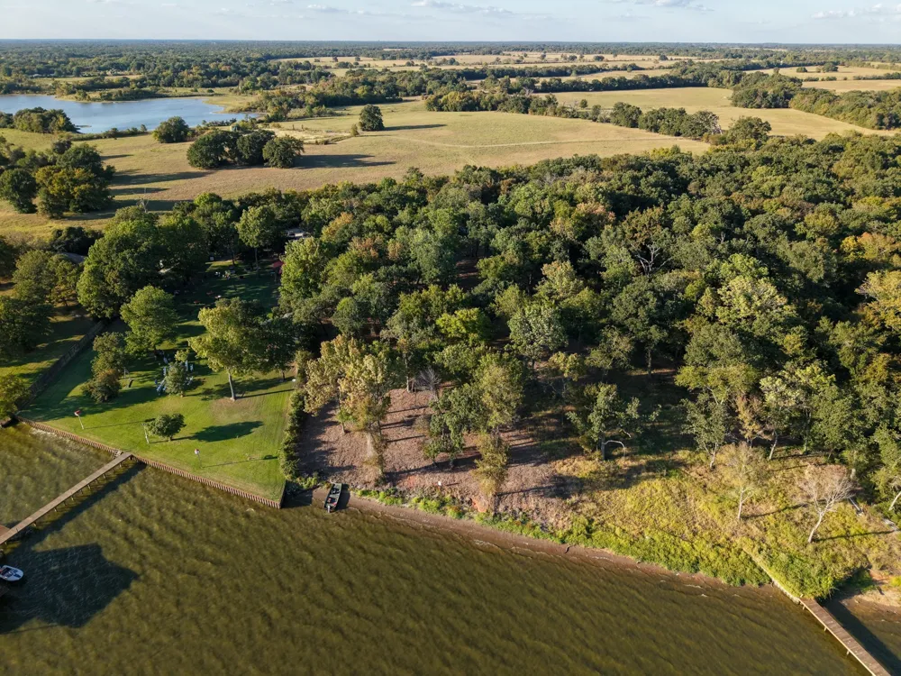 367 PR 5826 Groesbeck, TX 76667