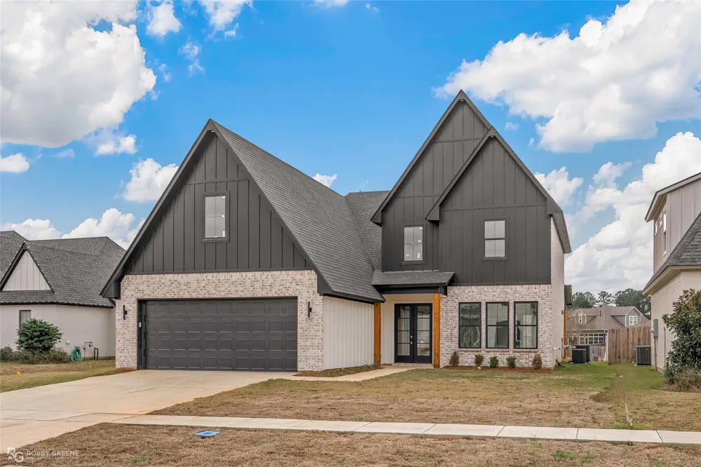75 Turtle Creek Drive Benton, LA 71006