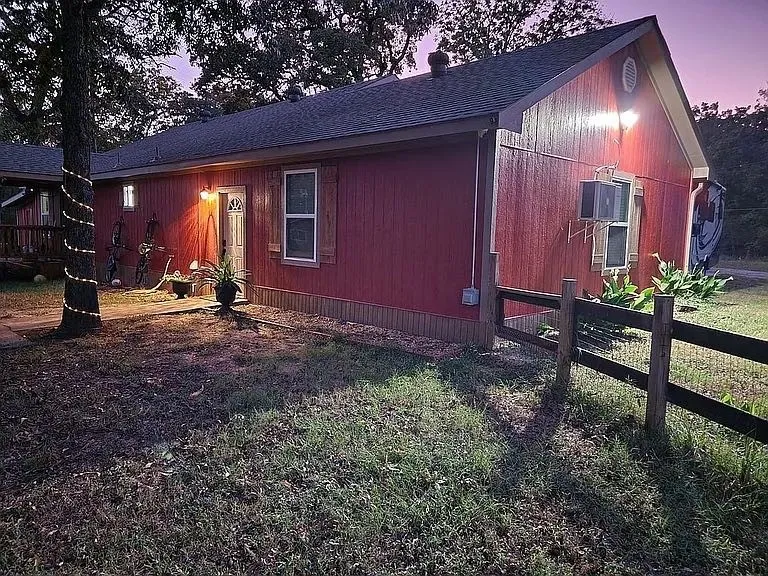 13993 Poncho Villa Drive Log Cabin, TX 75148