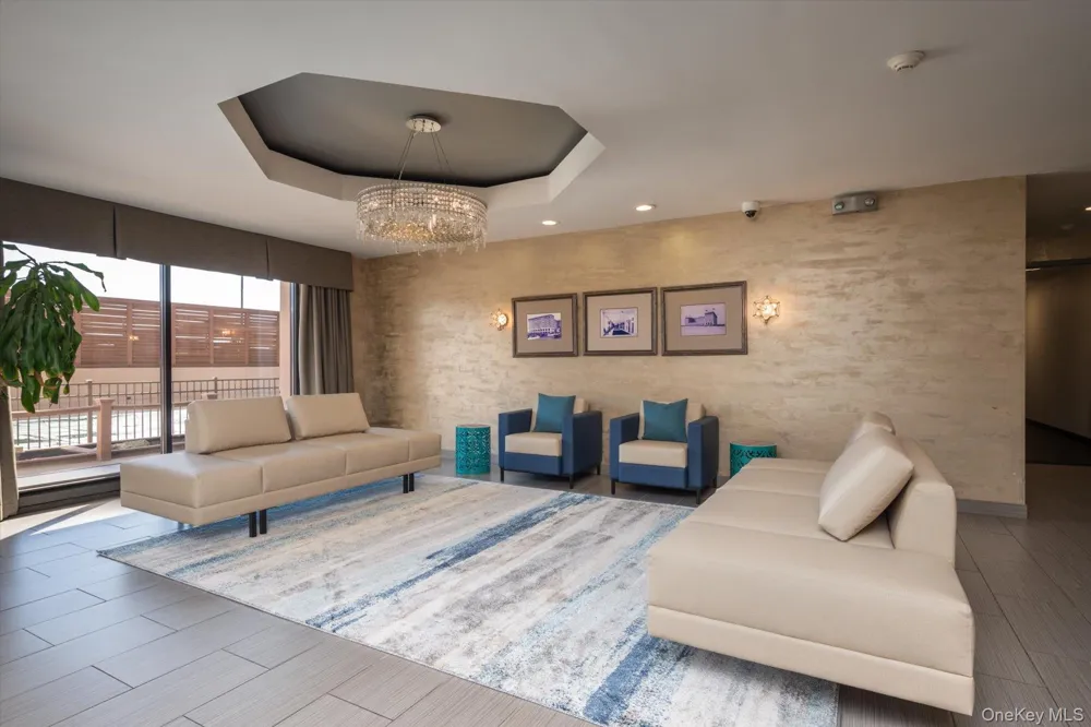 100 W Broadway #7L Long Beach, NY 11561