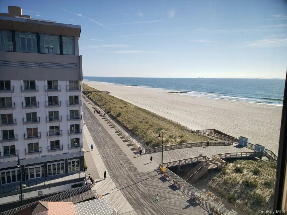 100 W Broadway #7L Long Beach, NY 11561