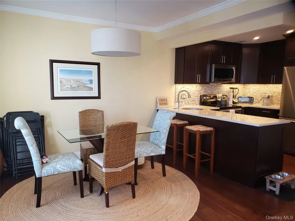 100 W Broadway #7L Long Beach, NY 11561