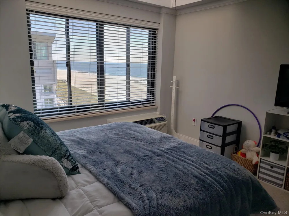 100 W Broadway #7L Long Beach, NY 11561