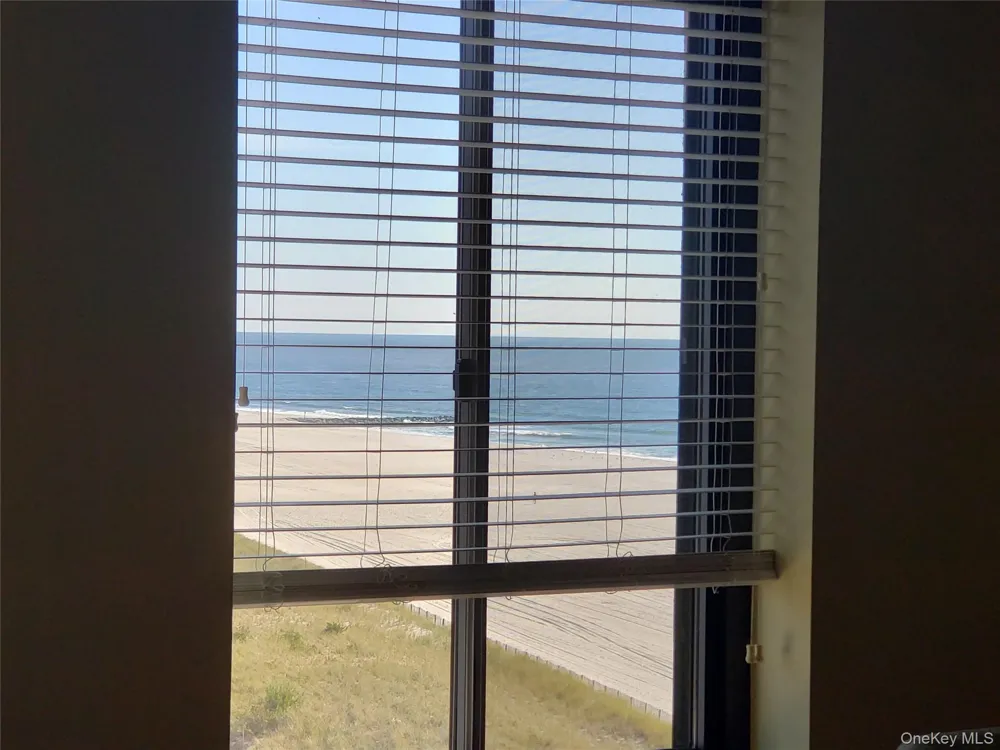 100 W Broadway #7L Long Beach, NY 11561
