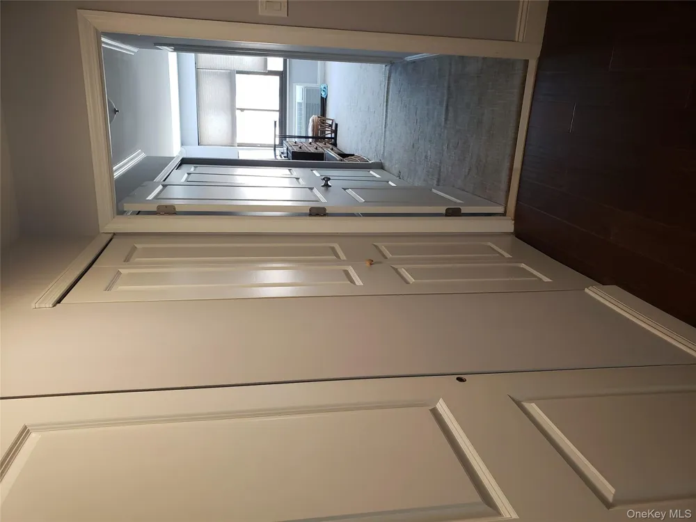 100 W Broadway #7L Long Beach, NY 11561