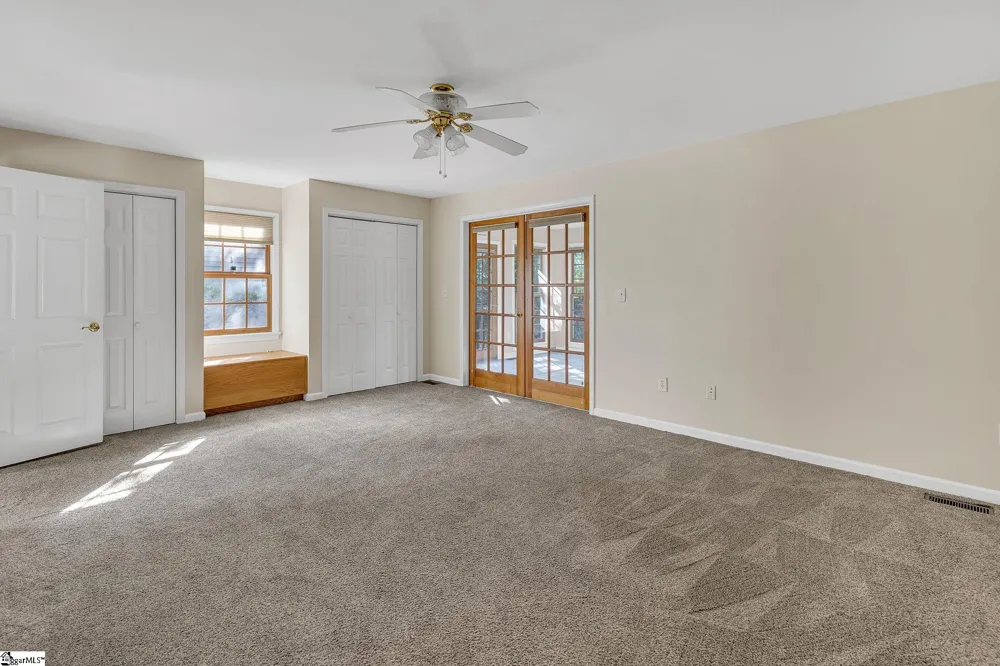 207 Hogan Drive Westminster, SC 29693