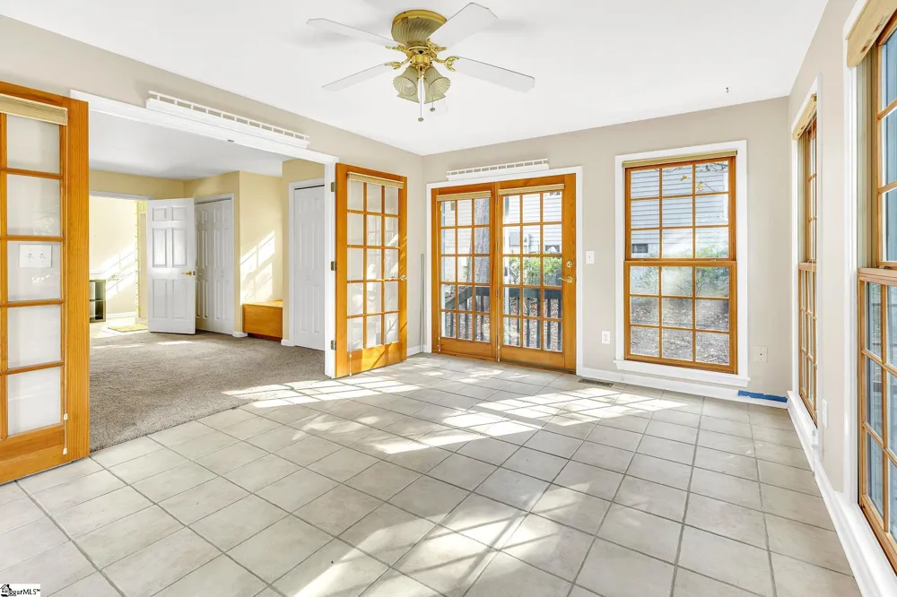 207 Hogan Drive Westminster, SC 29693