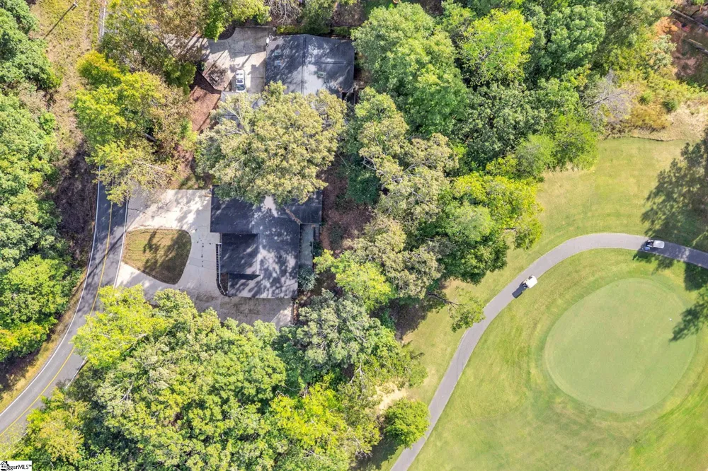 207 Hogan Drive Westminster, SC 29693