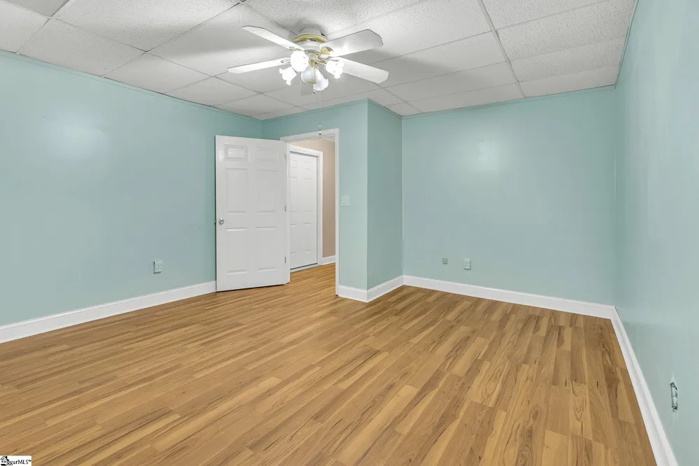 207 Hogan Drive Westminster, SC 29693