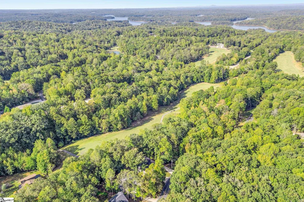 207 Hogan Drive Westminster, SC 29693