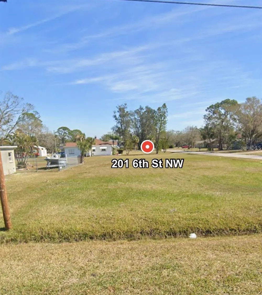 201 6TH STREET NW Ruskin, FL 33570