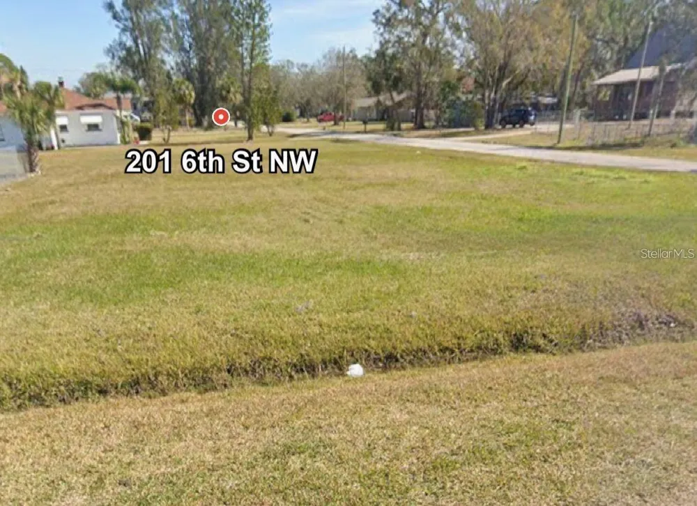201 6TH STREET NW Ruskin, FL 33570