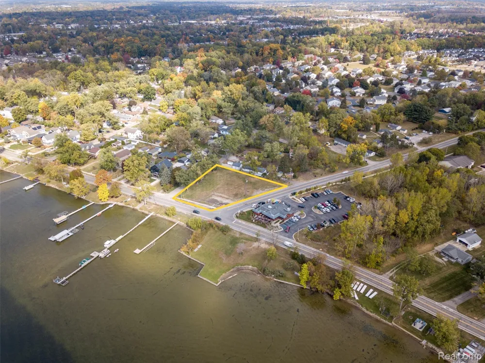 1035 E Walled Lake Drive Walled Lake City, MI 48390