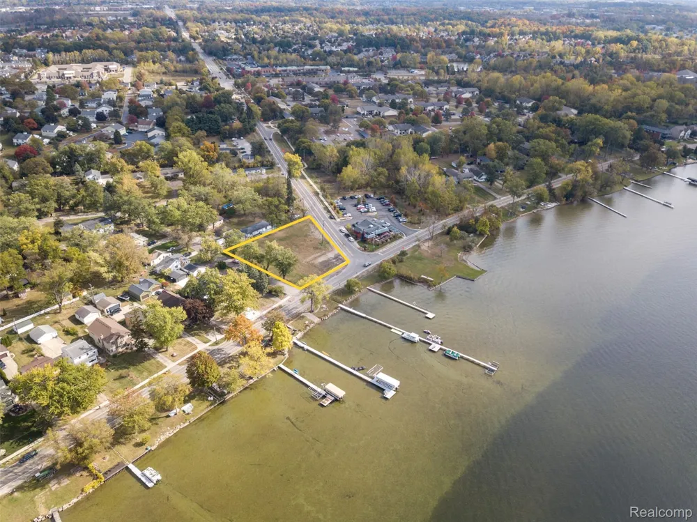 1035 E Walled Lake Drive Walled Lake City, MI 48390